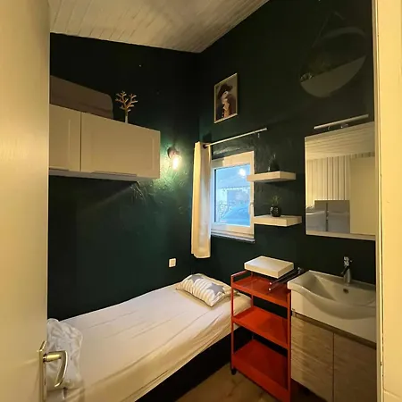 De La Fee Marion Et Alice 营地 维尔通